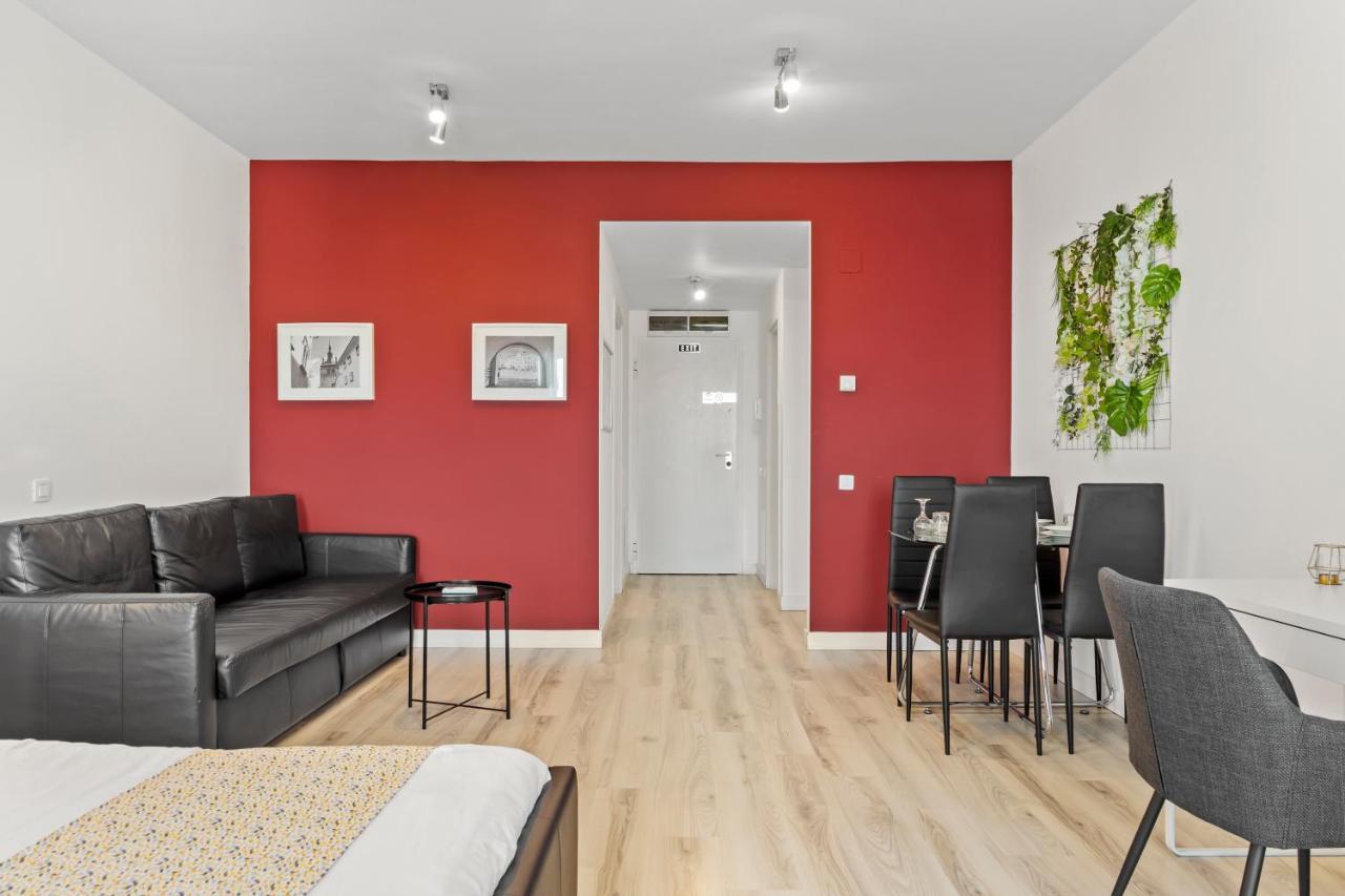 Апартаменты Aquarius: Upscale Flat In The Heart Of Bucharest! Экстерьер фото